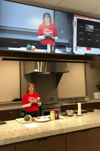 Professor teaching about food science in the culinary discovery lab