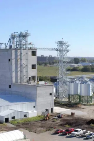 Kent feed mill complex at Iowa State University. This includes a grain elevator, bin sites, and a teaching facility.